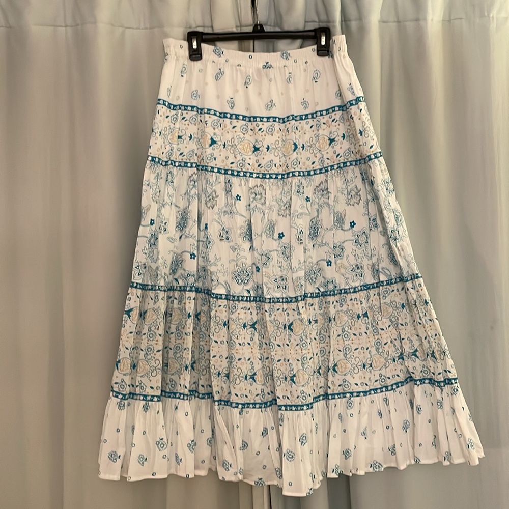 Chadwicks Floral Blue and White‎ Maxi Cotton Skirt, size L - Picture 6 of 6
